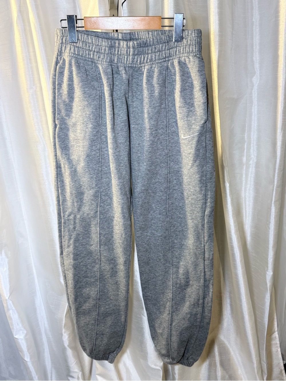 Nike Heather Gray Jogger Sweatpants